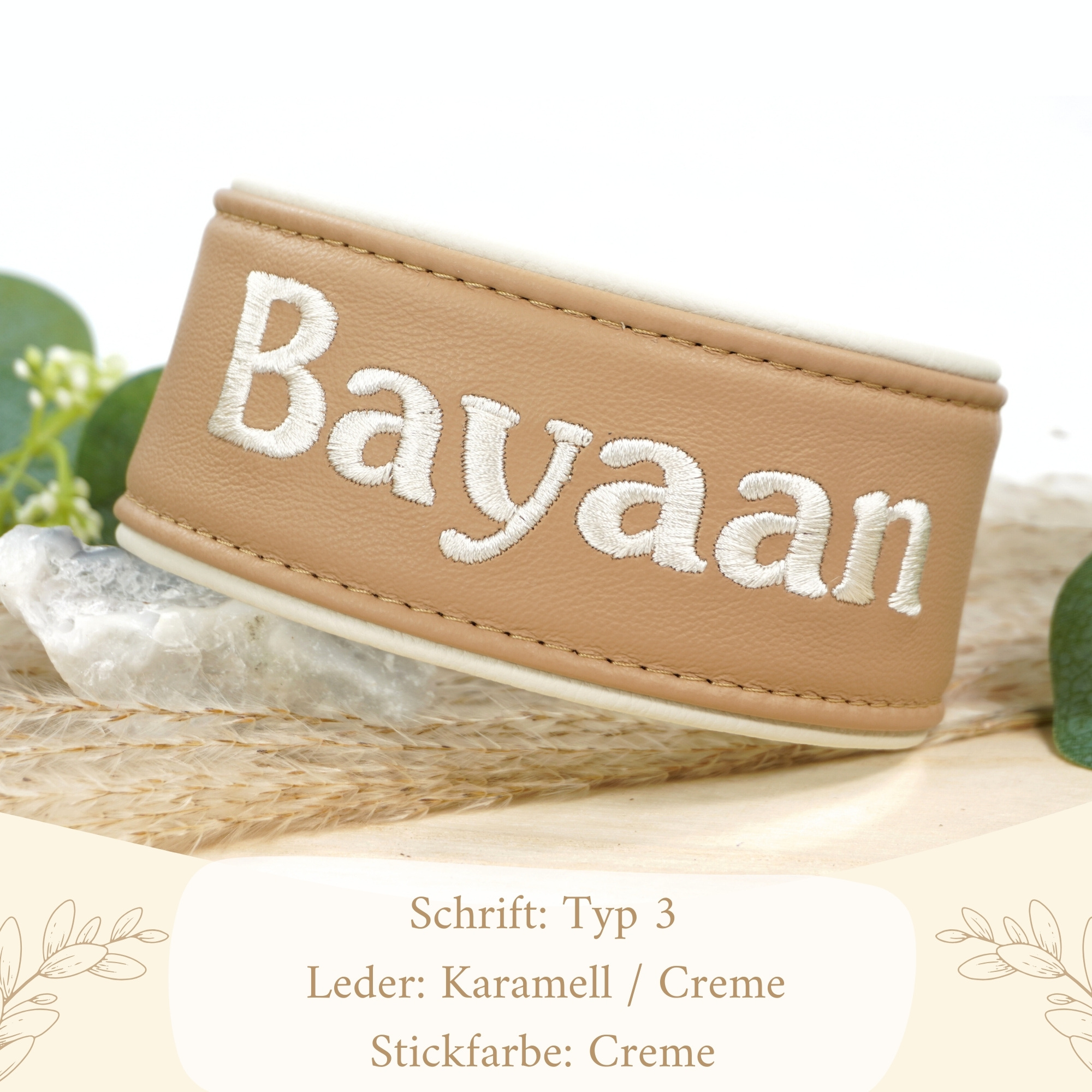 Besticktes Namenshalsband Karamell / Creme